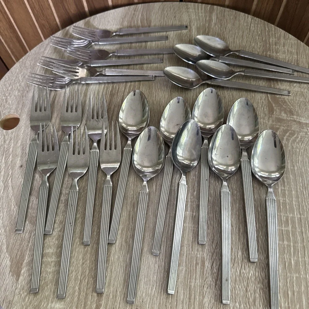 Vintage National Stainless Aqua Set Of 24 Spoons And Forks NST28